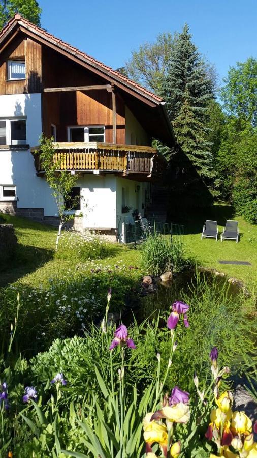 Ferienhaus "Am Schleifenbach" Saalfeld Saale Exteriör bild