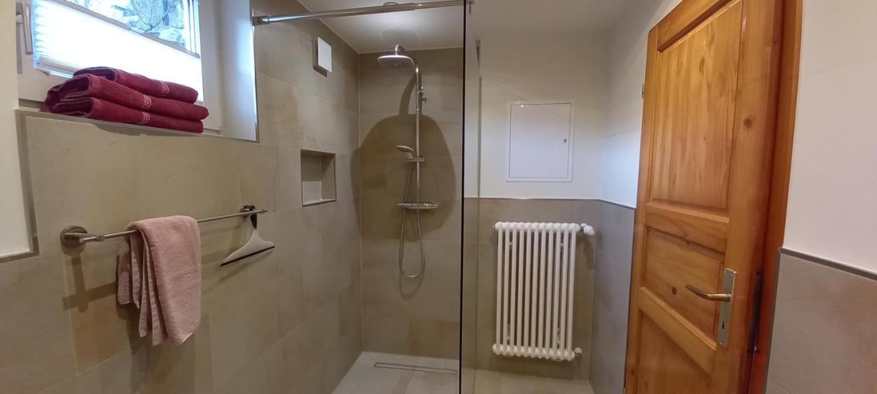 Ferienhaus "Am Schleifenbach" Saalfeld Saale Exteriör bild